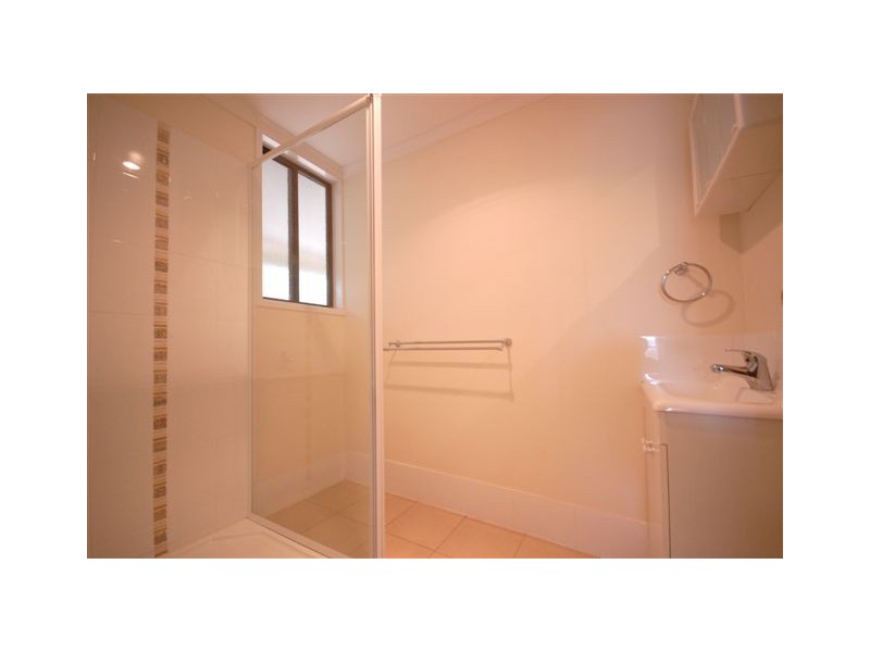10 Seaton Street, South Toowoomba QLD 4350