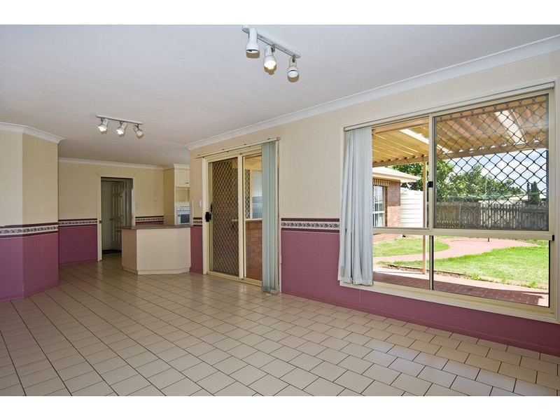 5 Swartz Street, Kearneys Spring QLD 4350