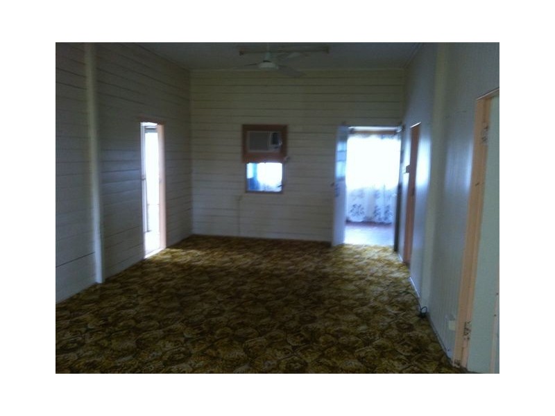 24 Eton Street, Cambooya QLD 4358