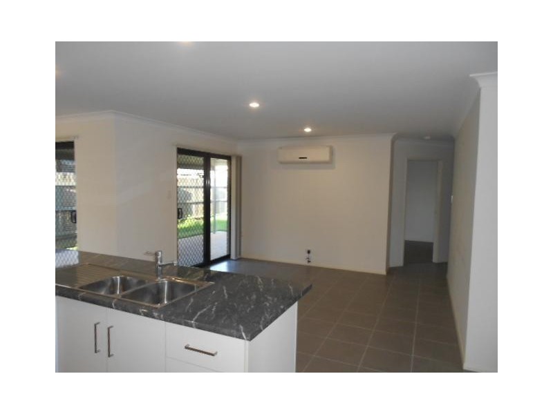 1 Neiwand Street, Kearneys Spring QLD 4350