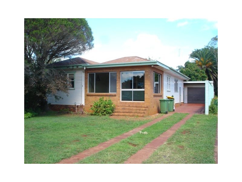 47 Drayton Road, Harristown QLD 4350