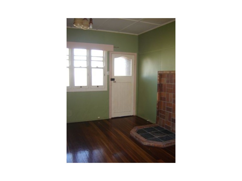 25 Shiel Street, Rangeville QLD 4350