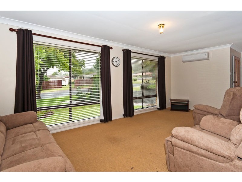 19 Sherry Street, Wilsonton Heights QLD 4350