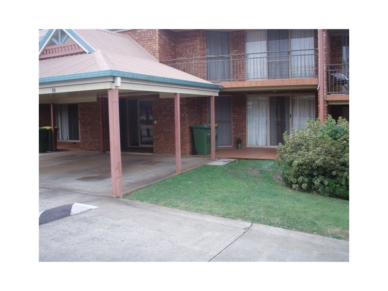 16/367 Margaret Street, Newtown QLD 4350