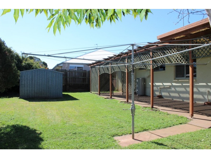81 Arabian Street, Harristown QLD 4350