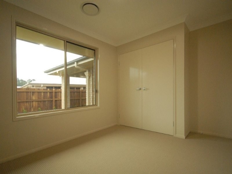 20 High Court Drive, Wilsonton Heights QLD 4350