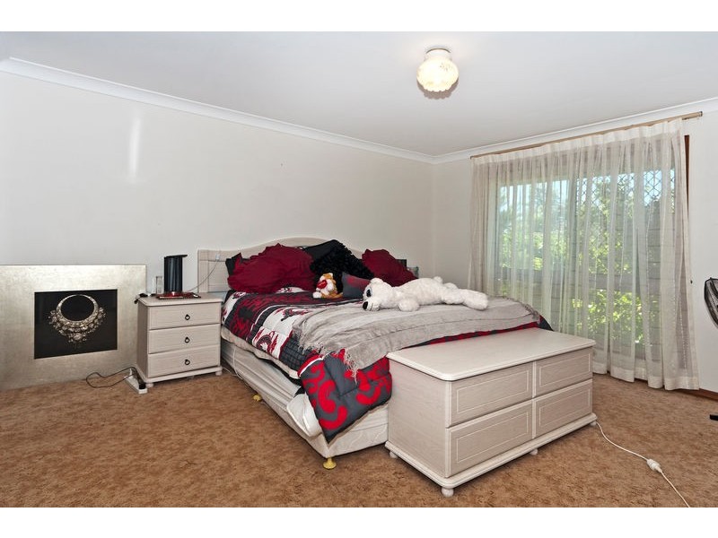 9 Lorna Court, Centenary Heights QLD 4350