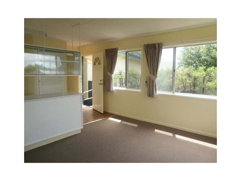 316A West Street, Kearneys Spring QLD 4350