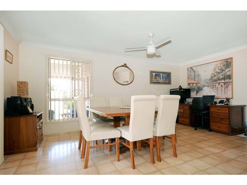 6 Wood Drive, Middle Ridge QLD 4350