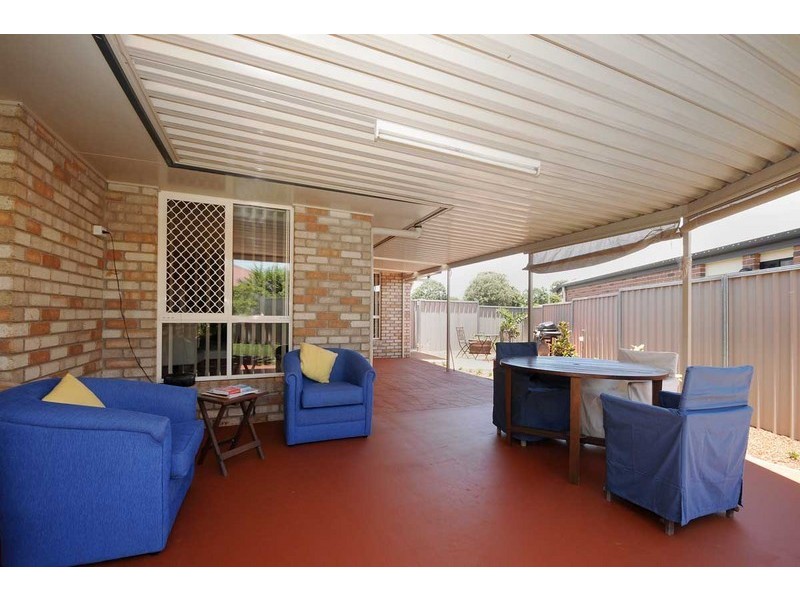6 Wood Drive, Middle Ridge QLD 4350