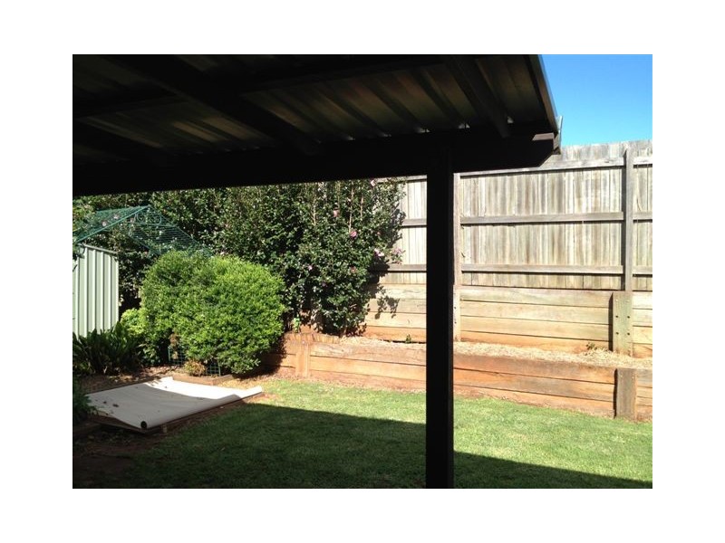 2 Dalzell Cresent, Darling Heights QLD 4350