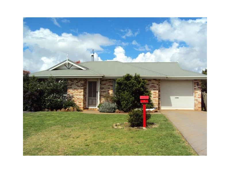 6 O’Beirne Street, Kearneys Spring QLD 4350