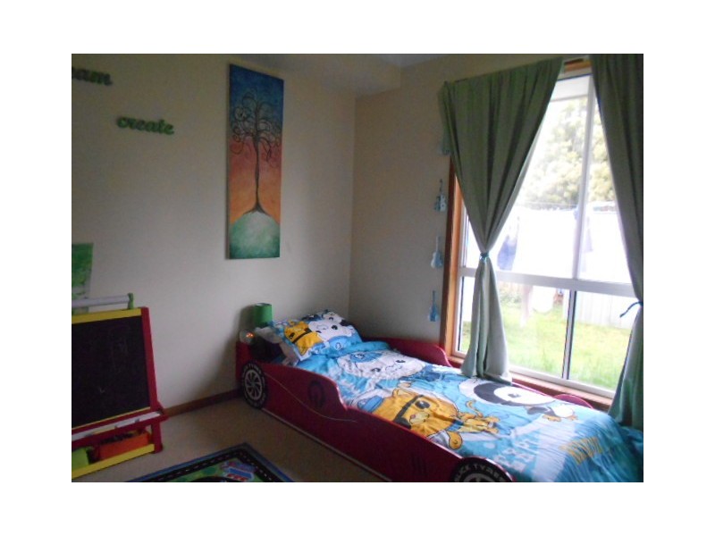 6 O’Beirne Street, Kearneys Spring QLD 4350