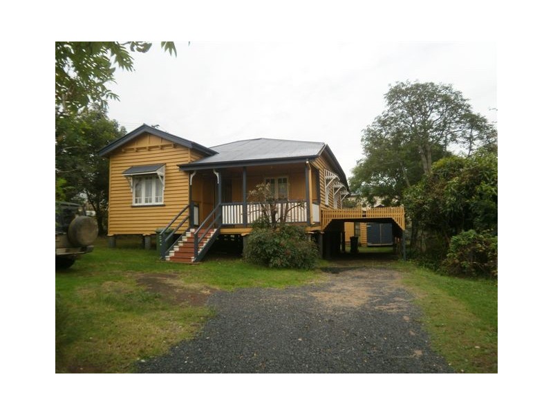 151 North Street, Rockville QLD 4350