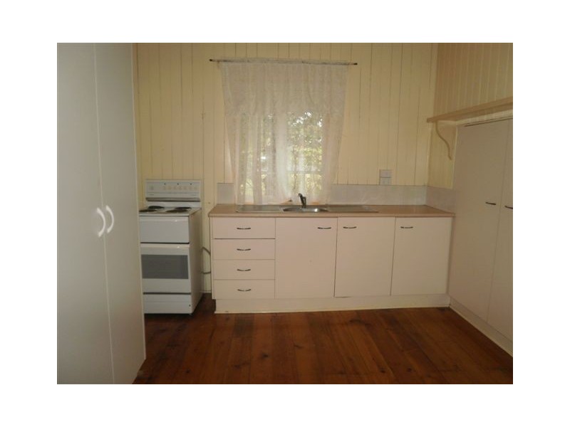 151 North Street, Rockville QLD 4350