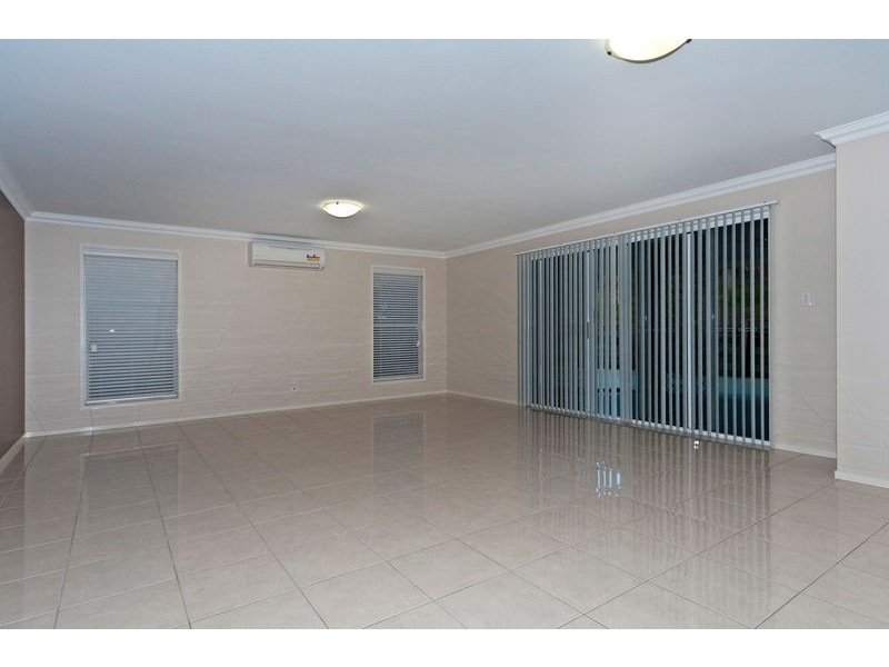 88 Hogg Street, Rockville QLD 4350