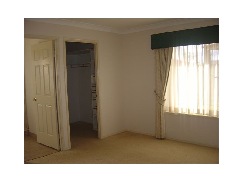 6 Audrey Court, Middle Ridge QLD 4350