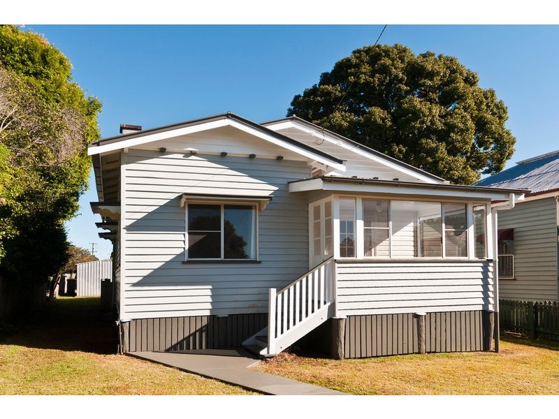 5 Victor Street, East Toowoomba QLD 4350