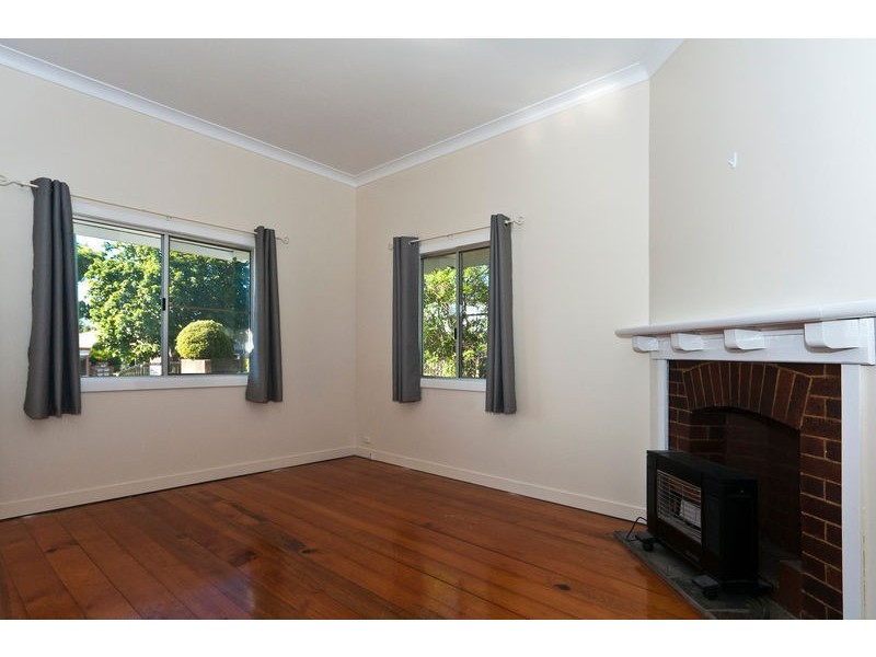 5 Victor Street, East Toowoomba QLD 4350