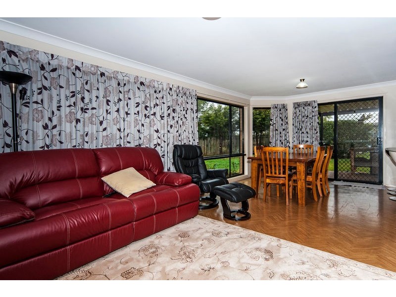 3 Mengel Court, Middle Ridge QLD 4350