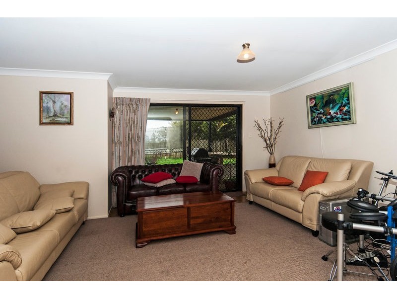 3 Mengel Court, Middle Ridge QLD 4350