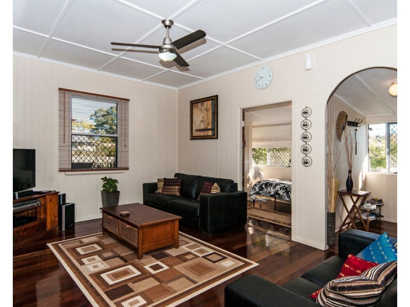 13 Whichello Street, Newtown QLD 4350