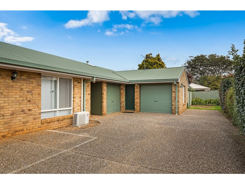 Unit 4/383 Greenwattle Street, Wilsonton QLD 4350