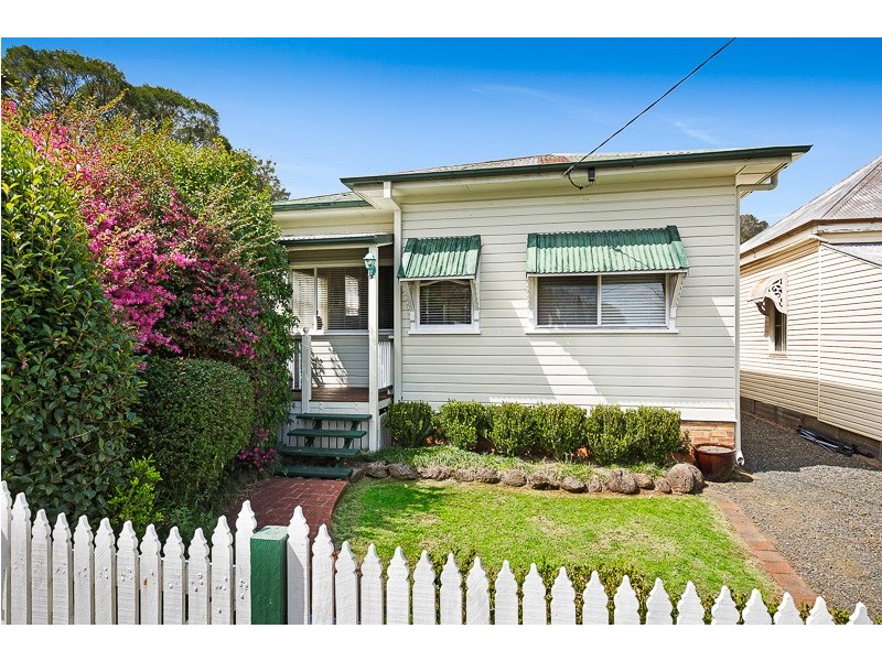 4 Shipley Street, East Toowoomba QLD 4350