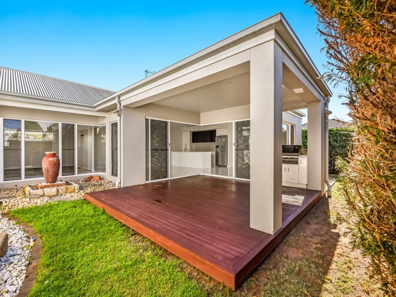 19 Tarlington Street, Middle Ridge QLD 4350