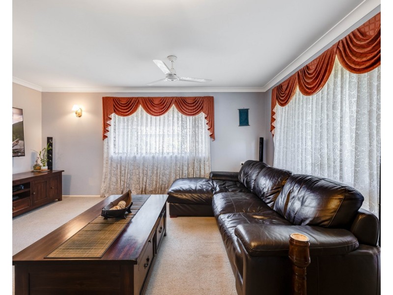 53 Merino Street, Harristown QLD 4350