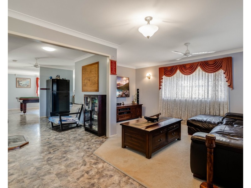 53 Merino Street, Harristown QLD 4350