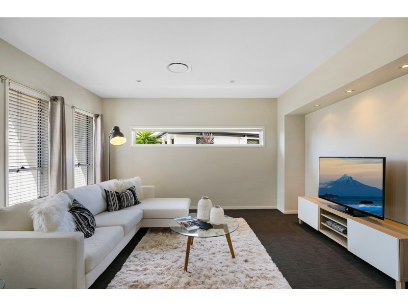 18 Beardsworth Court, Middle Ridge QLD 4350