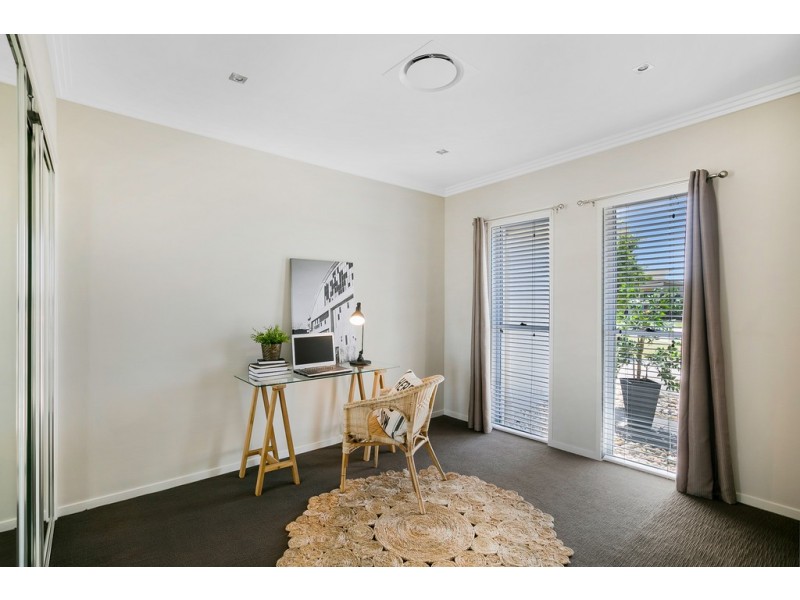 18 Beardsworth Court, Middle Ridge QLD 4350