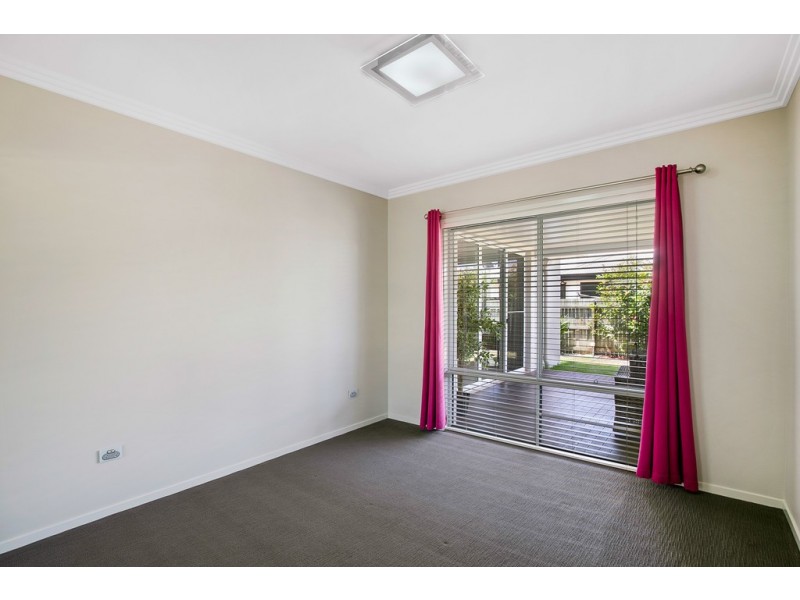 18 Beardsworth Court, Middle Ridge QLD 4350