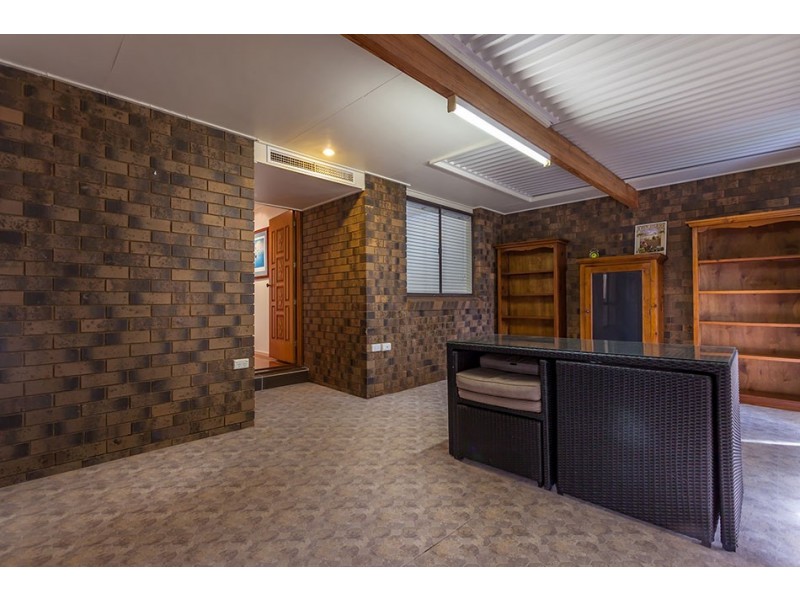 10 Hibiscus Drive, Centenary Heights QLD 4350