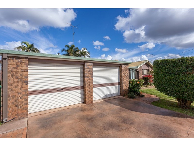 10 Hibiscus Drive, Centenary Heights QLD 4350