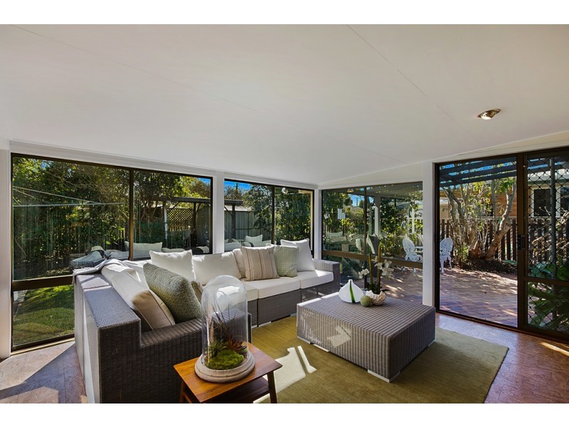 5 Lotus Crescent, Centenary Heights QLD 4350
