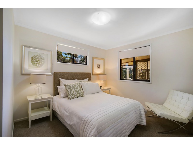 5 Lotus Crescent, Centenary Heights QLD 4350