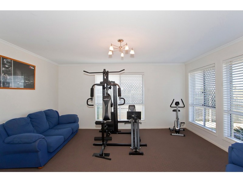 22 Mooney Street, Harlaxton QLD 4350