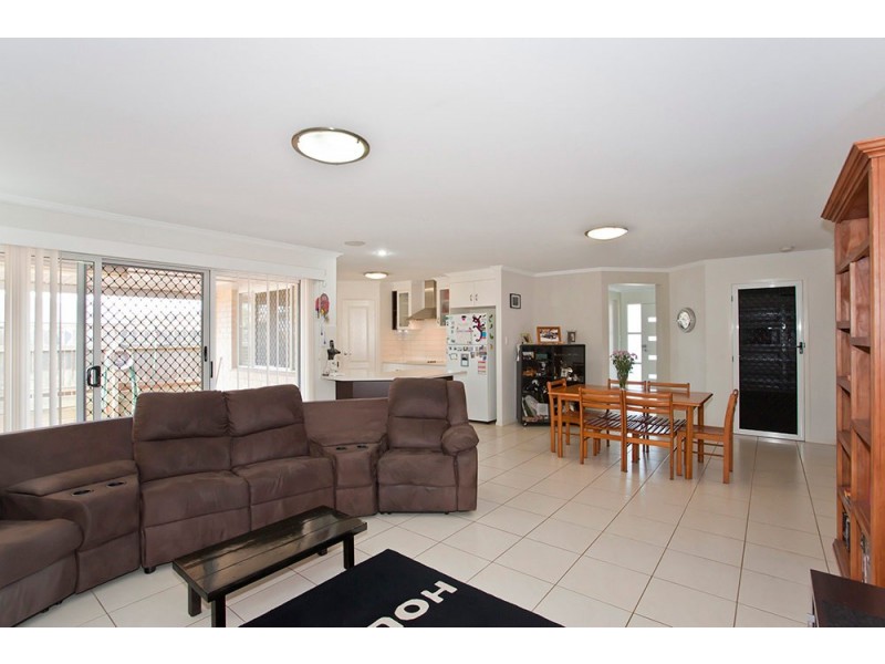 22 Mooney Street, Harlaxton QLD 4350