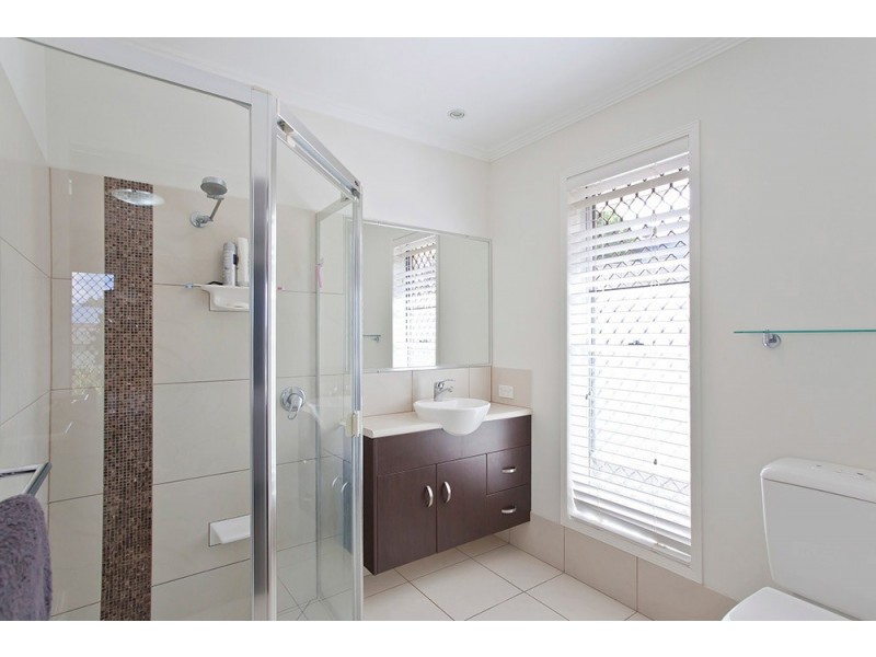 22 Mooney Street, Harlaxton QLD 4350