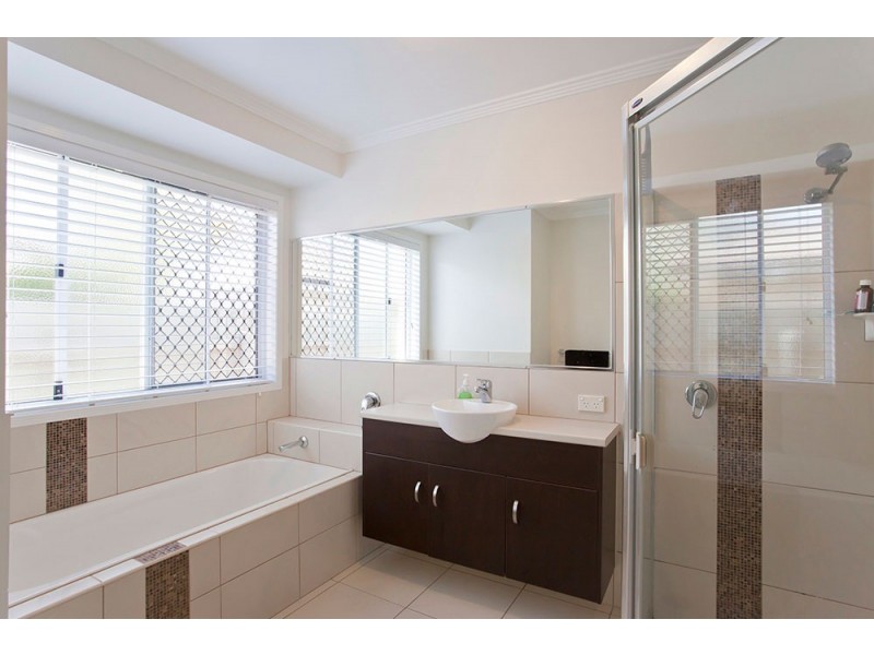 22 Mooney Street, Harlaxton QLD 4350