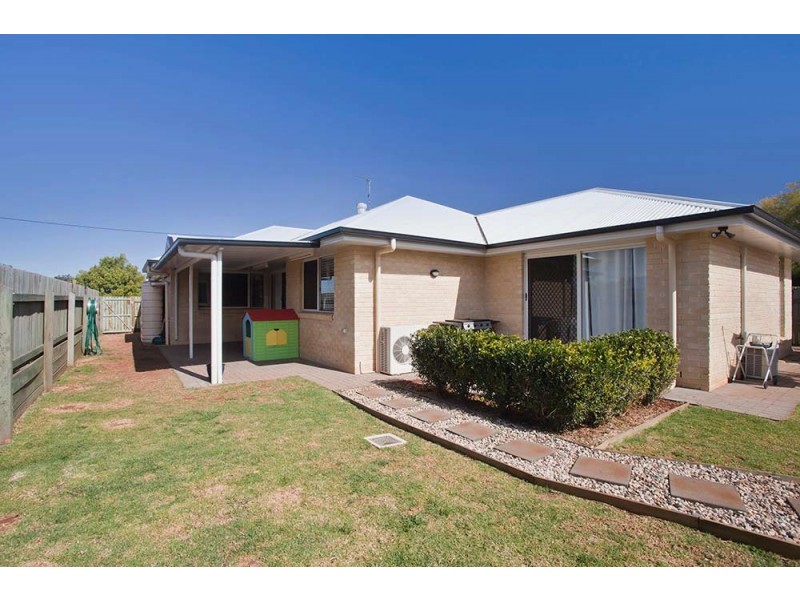 22 Mooney Street, Harlaxton QLD 4350