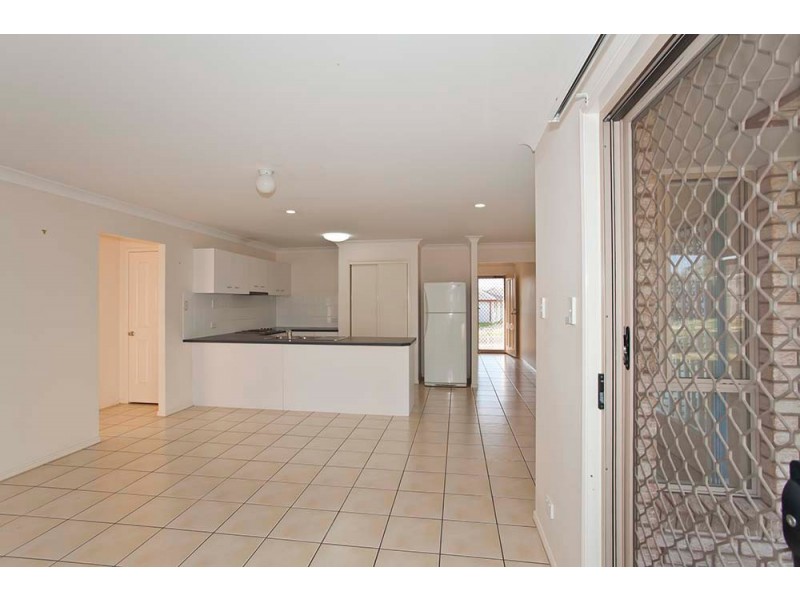 30 Wareena Crescent, Glenvale QLD 4350