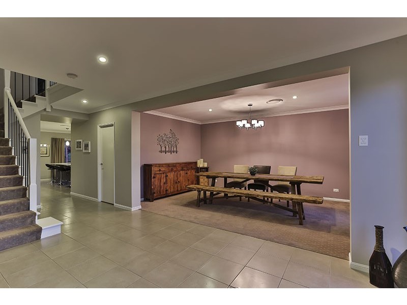 8 Diamantina Drive, Glenvale QLD 4350