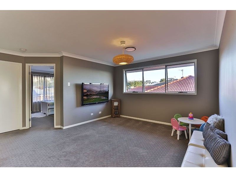 8 Diamantina Drive, Glenvale QLD 4350