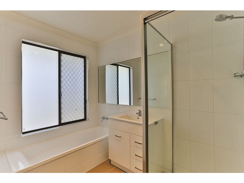 90 McDougall Street, Wilsonton QLD 4350