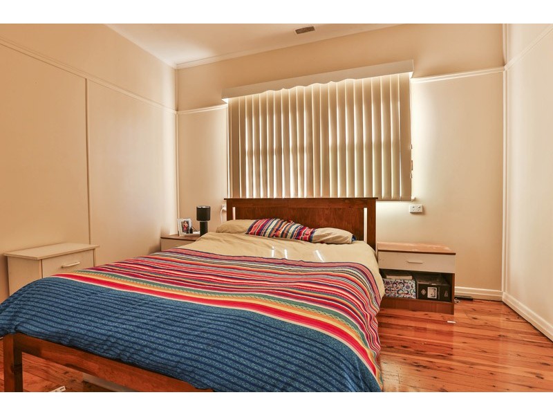 230 Bridge Street, Newtown QLD 4350