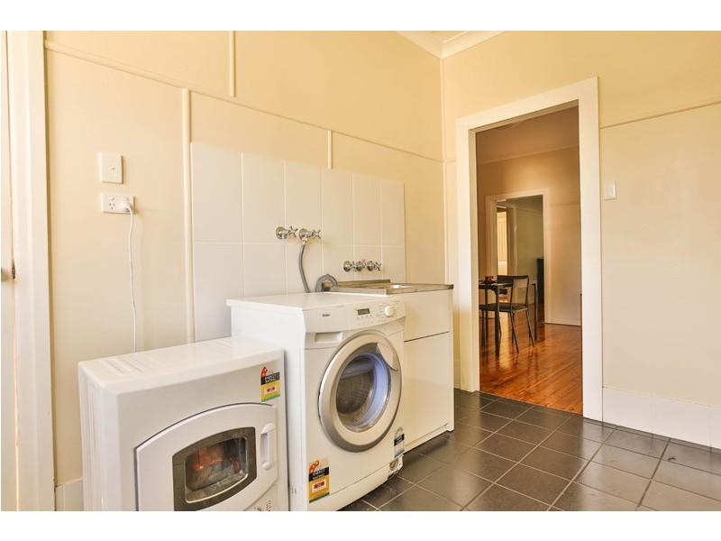 230 Bridge Street, Newtown QLD 4350