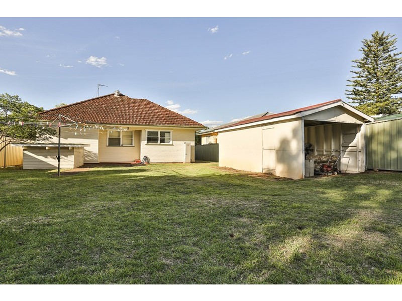 230 Bridge Street, Newtown QLD 4350